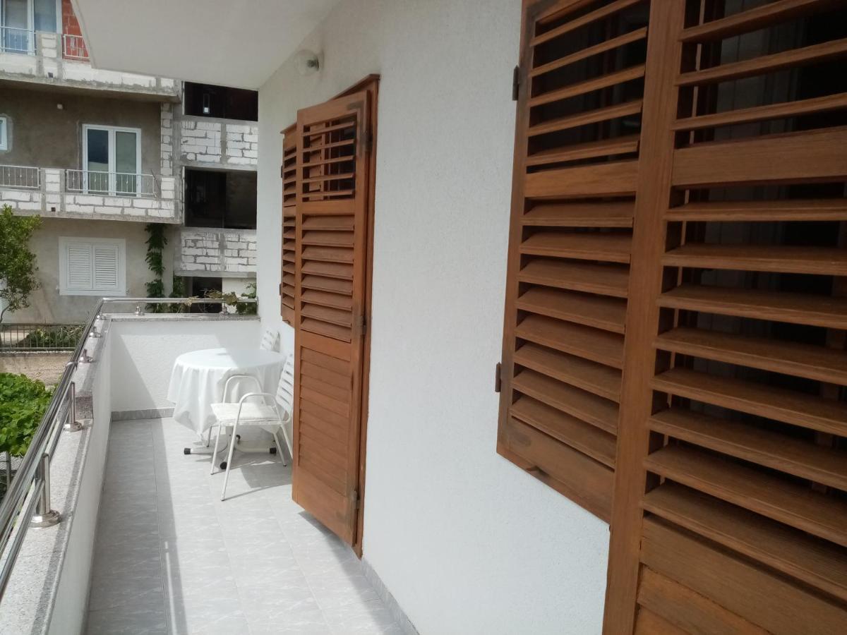 Apartments Iva Baška Voda Exterior foto
